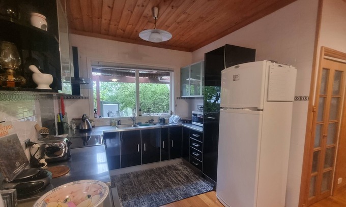 Chum Creek Otro | Kookaburra Lodge at Dunhaw. For the perfect romantic stay or family holiday.