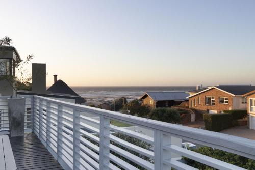Melkbosstrand Apartamento | Korhaan House by Host Agents