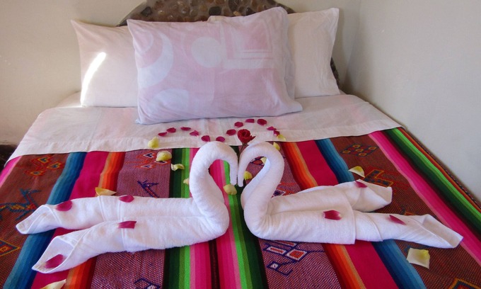 Luquina Chico Cama Y Desayuno | KORI TIKA LODGE - luquina chico
