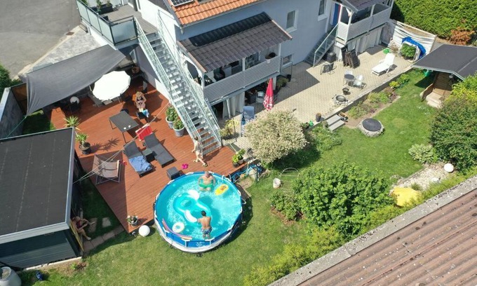 Gleichen Apartamento | Kornhaus - schöne Ferienwohnung mit Pool, Kamin und Terrasse
