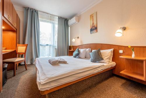 Sasad Cama Y Desayuno | Korona Panzió Budapest