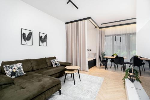 City Centre Apartamento | Kościuszki Chic Studio with Garden