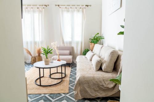 Kos Casa | Kosnian City Suites B