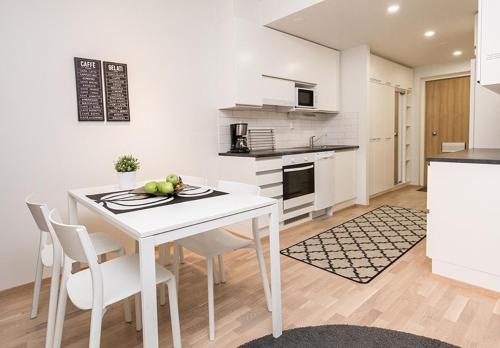 Vaasa Apartamento | Kotimaailma Modern city studio in Vaasa city center, Musikaali