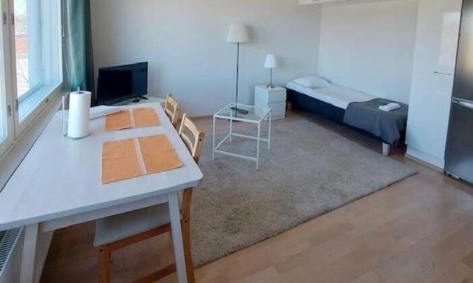 Espoo Apartamento | Kotimaailma - Valoisa kalustettu yksiö Espoossa