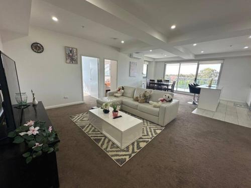 Blacktown Apartamento | KozyGuru/Blacktown/3 Bedroom APT/NBL005