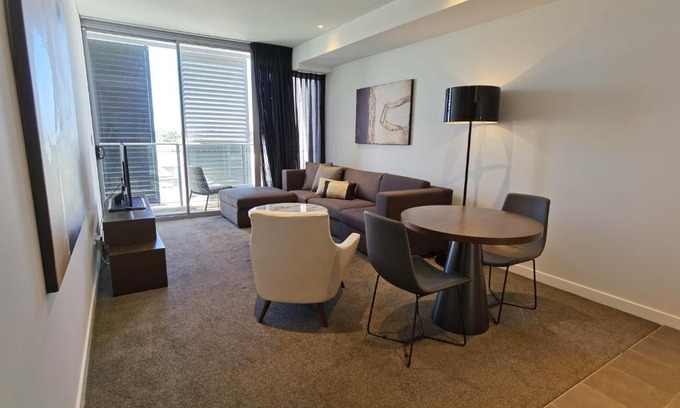 Chatswood CBD Apartamento | KOZYGURU Chatswood Luxury Studio Walk to Chatswood Chase NCH088-721