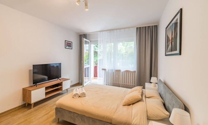 Czyzyny Apartamento | Kraków Czyżyny - Terrace & Workspace - by Rentujemy