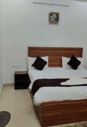 Noida Hotel | krishna resort metro view 51