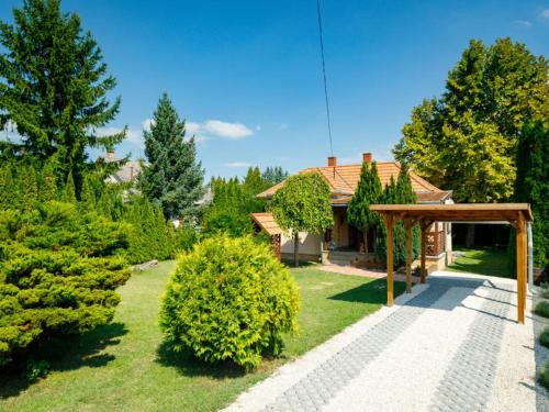 Balatonfenyves Casa | Kristóf Vendégház
