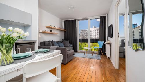 Mirow Apartamento | Krochmalna, Sun & Snow