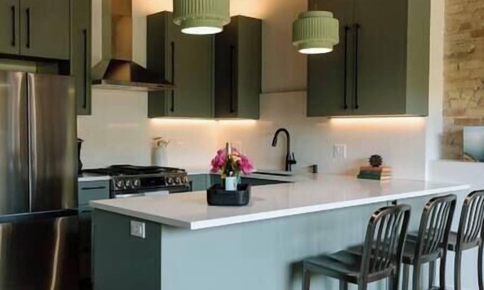 Charlevoix Apartamento | The Kroger Lofts - Unit B: Cozy Winter Getaway