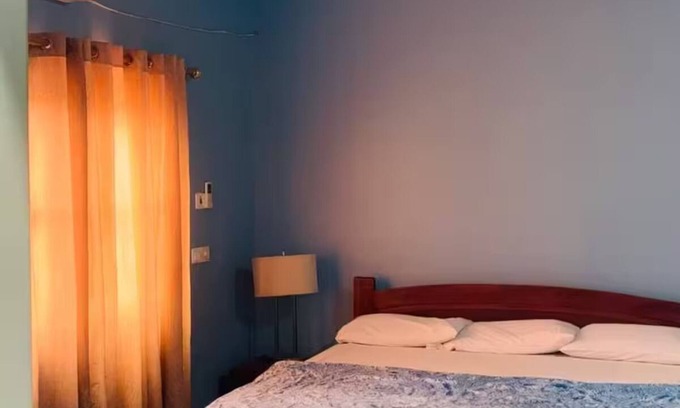Accra Cabina | kshoes lodge (Executive Room)