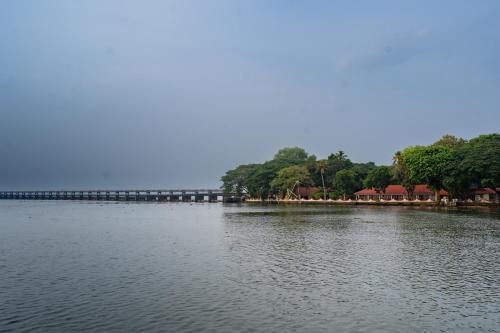 Thanneermukkom Complejo | KTDC Kumarakom Gateway Resort