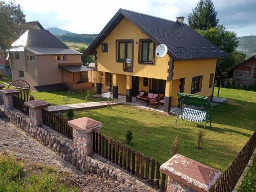 Kremna Casa | kuća za odmor Ćira