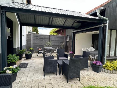 Dettingen an der Erms Apartamento | kukione Ferienwohnung