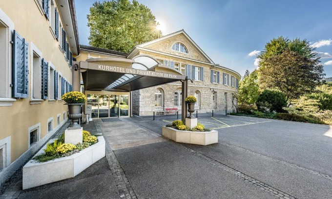 Schinznach-Bad Hotel | Kurhotel Im Park