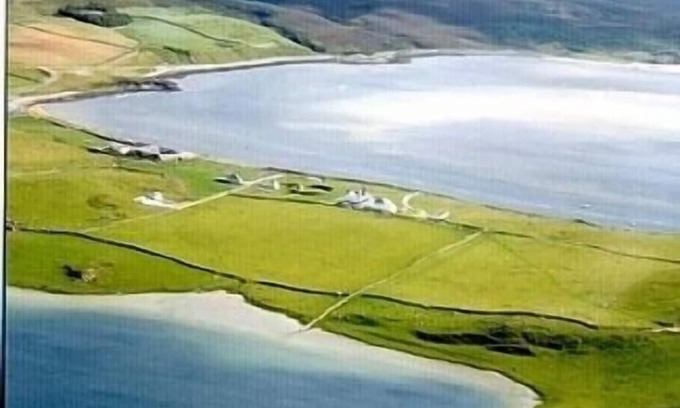 Durness Cabaña | Kyleview - A shepherds cottage with far reaching views across Kyle of Durness