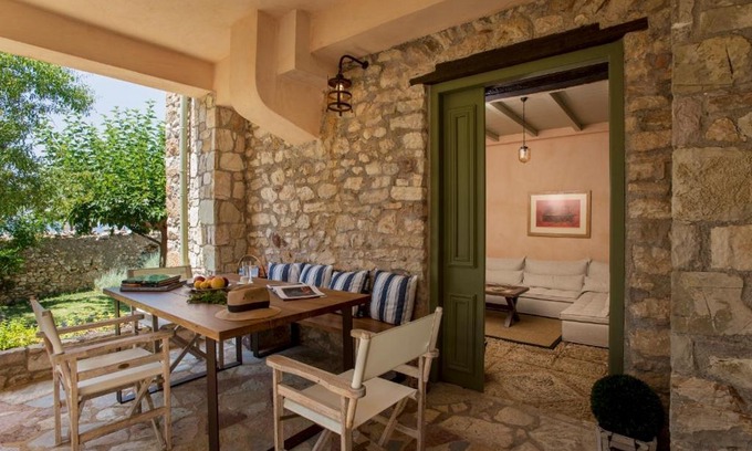 Kiparissia Casa | Kyparissia Old Town Lodge with amazing sea view