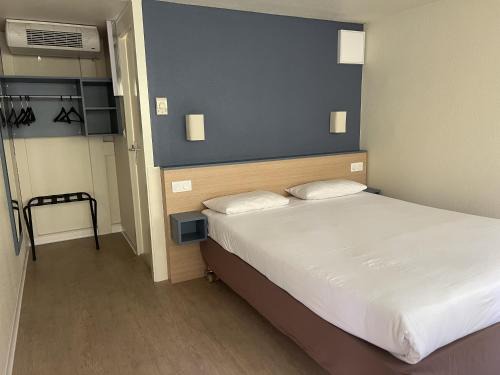 Saint-Jean-de-Vedas Hotel | Kyriad Direct Montpellier Saint Jean De Védas - La Peyrière