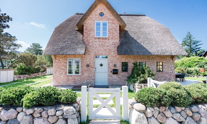 Wenningstedt-Braderup Casa | Lässiges Design Gepaart mit Feinsten Materialien und Viel Raum zum Wohlfühlen -