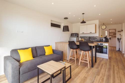 Bourg-en-Bresse Apartamento | L'Aindus de Brou- parking privé- RDC