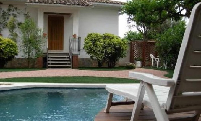 L'Ametlla del Valles Casa | L Ametlla Del Valles: Casa con jardín