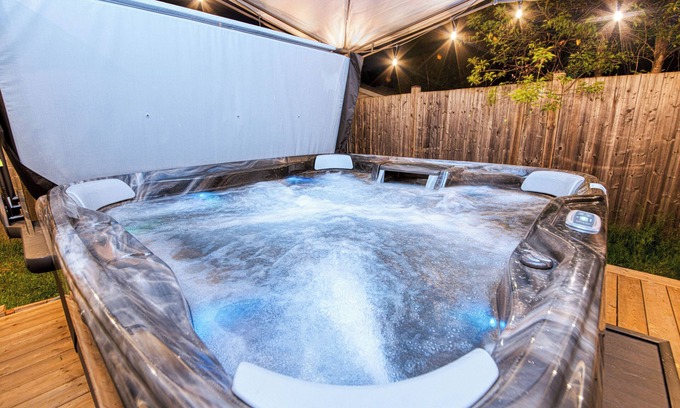 Niagara Falls Casa | L'Ancienne Indigo-Vintage Stay Hot Tub 5Min To Falls & Luxury Experience