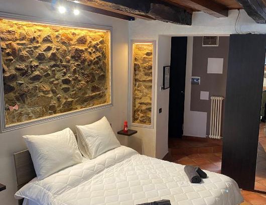 Arona Casa | L'antica stanza