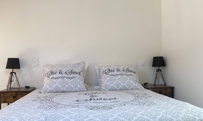 Forcalquier Apartamento | L'APPART MI VILLE MI CAMPAGNE