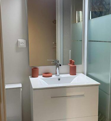 Veuvey-sur-Ouche Apartamento | L'arrêt du pont