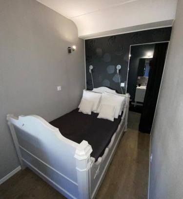 Corcelles-les-Arts Casa | L Arts de Vivre
