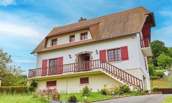 La Riviere-Saint-Sauveur Casa | L'Asylum by Interhome