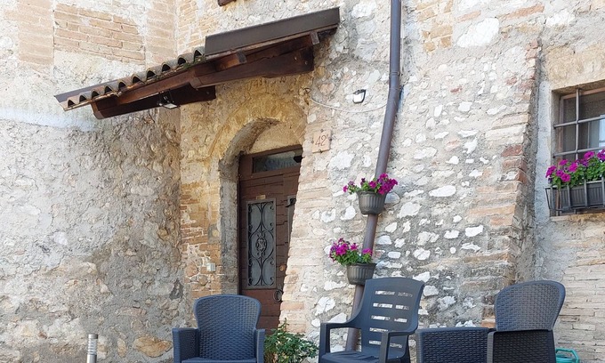 San Brizio Apartamento | L.B.S tourist location