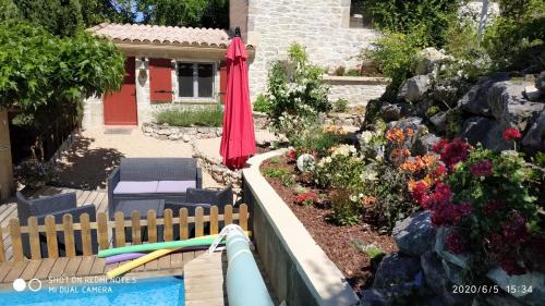 Saint-Martin-de-Bromes Apartamento | L'Establoun
