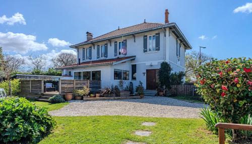 Gastes Cama Y Desayuno | L'Estanquet Bed and Breakfast pdj offert