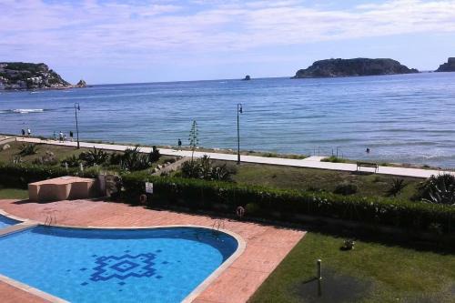 Els Griells Casa | L´Estartit, estudio en primera linea de mar.