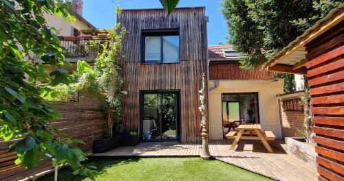 Saint Joseph/Mittelharth Casa | "L'Evasion" Maison avec jardin, Climatisation, Parkings privés, à 5mn à pied du centre Ville