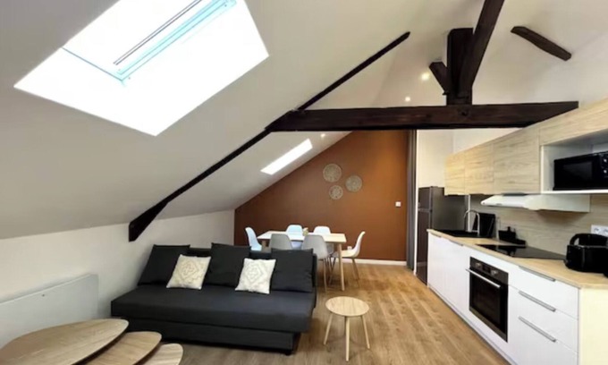 Montlucon Apartamento | L ' Ibiza