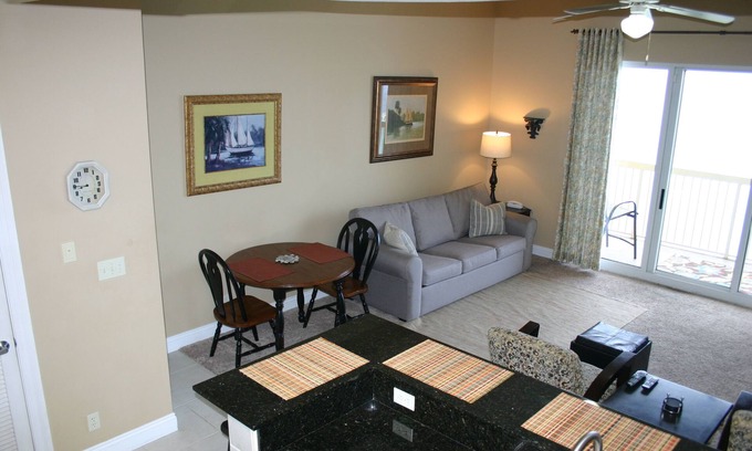 Panama City Beach Condominio | (L @@ K) Home @ the Beach, Servicio GRATUITO de sillas de playa (L @@ K)