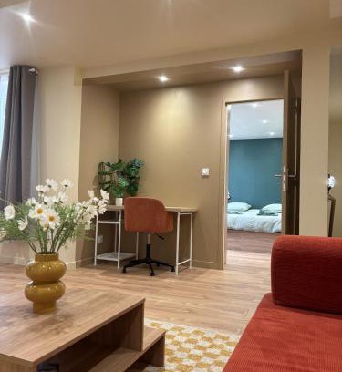 Poitiers Apartamento | L'Olivier - appartement cozy au centre de Poitiers