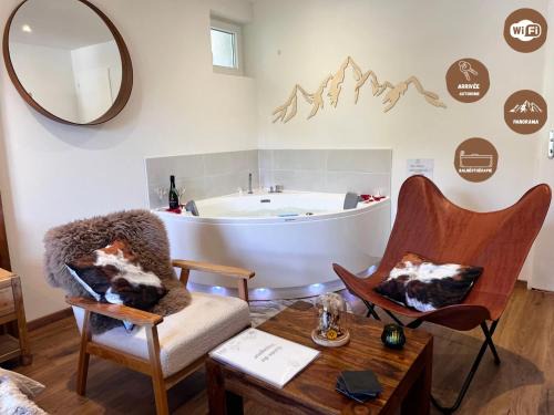 Ax-les-Thermes Apartamento | L'Ostalet suite luxe Jacuzzi