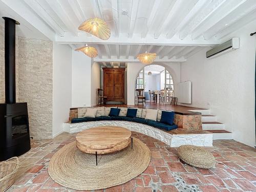 Villedaigne Casa | L'Oustal Maison de caractere avec Wifi et climatisation