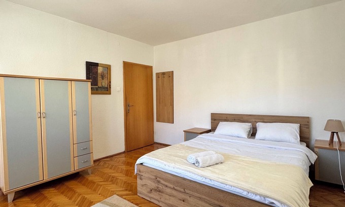 Ohrid Apartamento | L's Apartment Ohrid: Cozy, A/C, parking, 300m from center – perfect stay!
