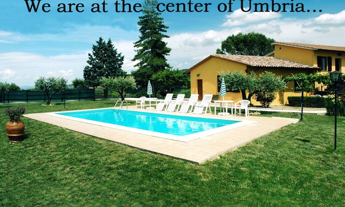 Deruta Casa | L'ULIVO: apartamento en una granja en el centro de Umbria, a 15 minutos de Asís