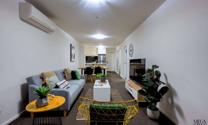 Southbank Apartamento | L40 High Rise: Free Parking, Gym, & Pool - Walk to Crown Casino & Eureka Skydeck
