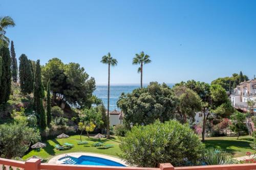 Urbanizacion Ladera del Mar Apartamento | La Amapola, A little oasis with sea view, 200 meters from the beach.