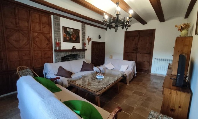 Linares de Mora Casa | La Antigua Posada