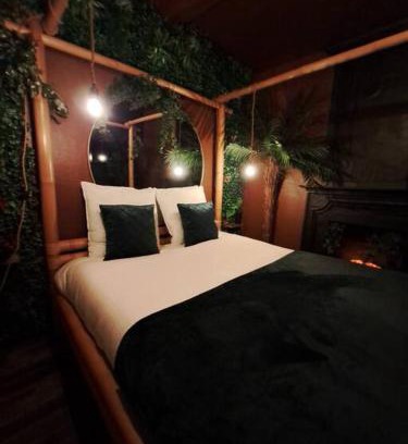 Bayeux Apartamento | La Bayeuzen - La Tropicale - Love Room