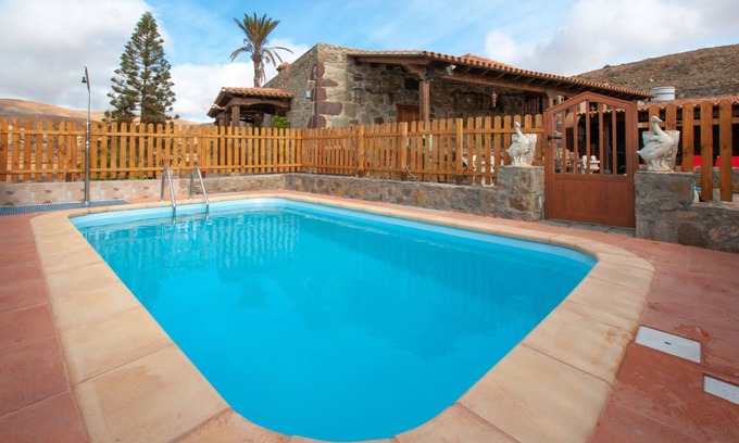 Tesejerague Chalet De Esquí | La Bella Tuineje - Villa
